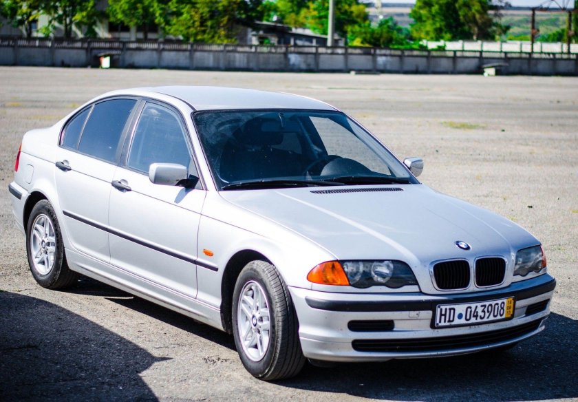 BMW 3 2000-2001