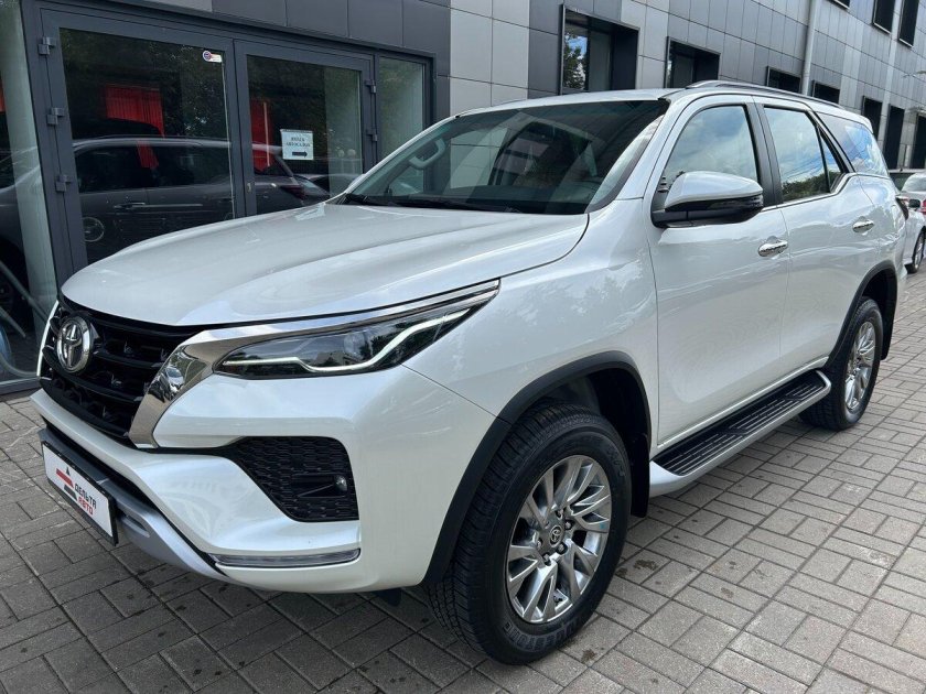 Тойота фортунер 2021 престиж