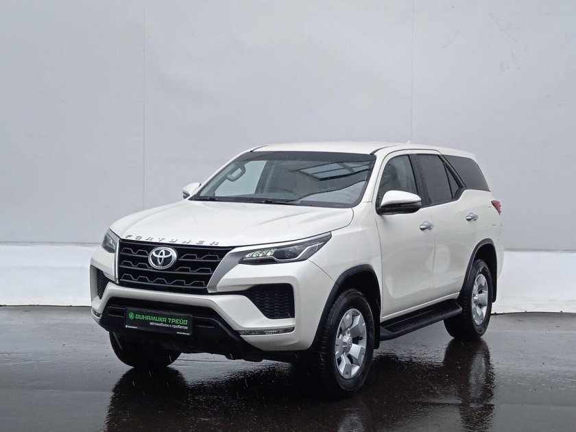 Toyota fortuner ii рестайлинг 2021
