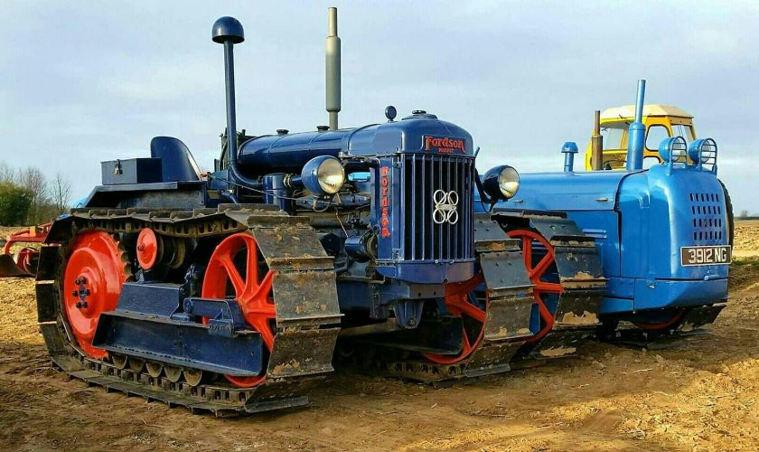 Fordson Major трактор гусеничный