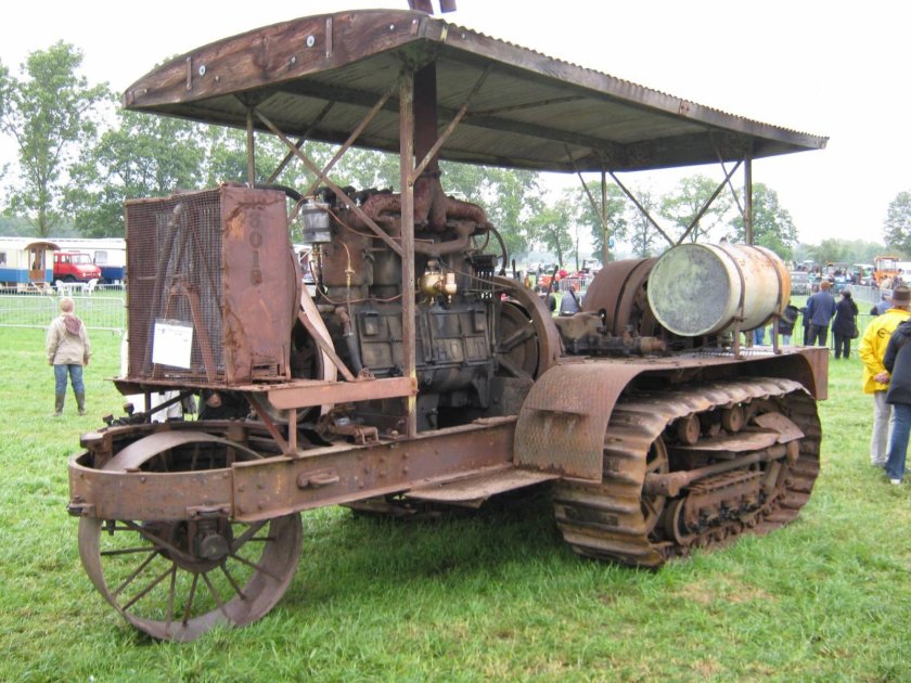 Holt 75 трактор