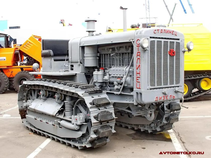 Сталинец-65 трактор