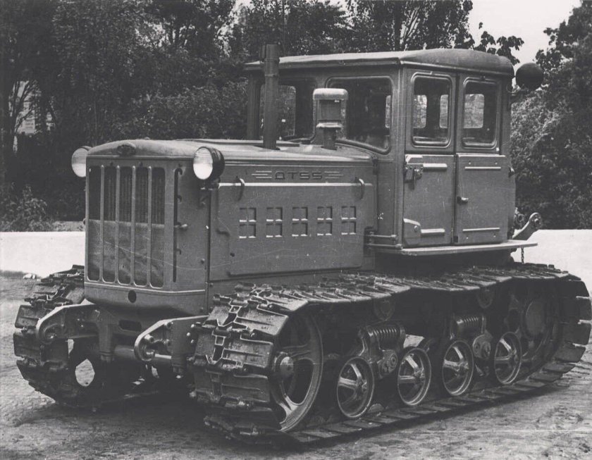 ДТ-75 трактор гусеничный