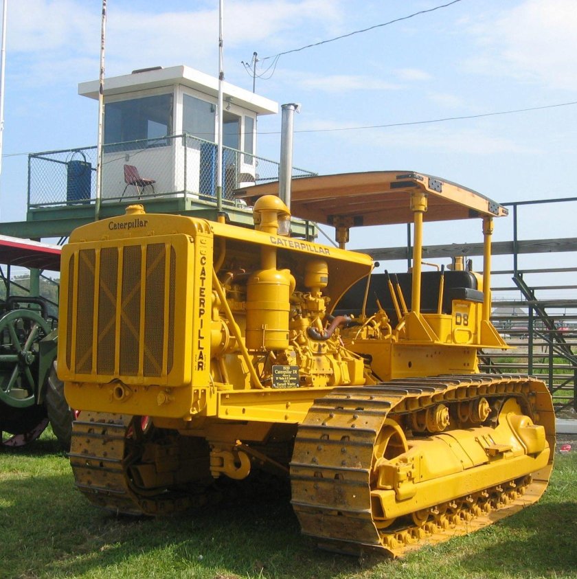 Трактор Катерпиллер 60