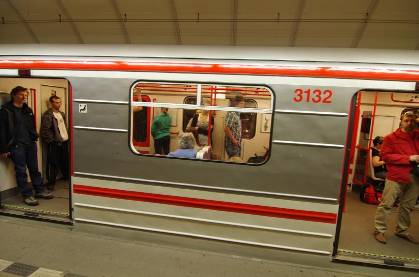 Пражский метрополитен поезда