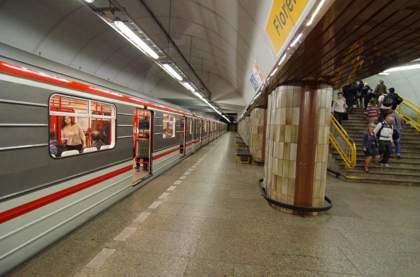 Станция метро Флоренц Прага