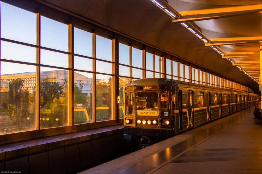 Москва вагон метро