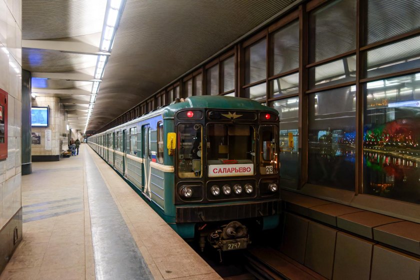 Москва вагон метро