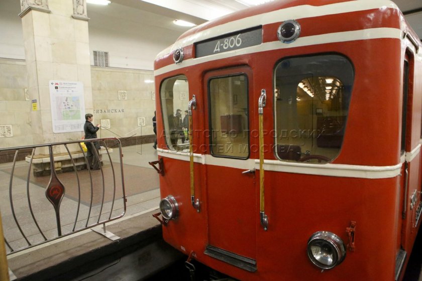 Выставка ретро вагонов метро 2024