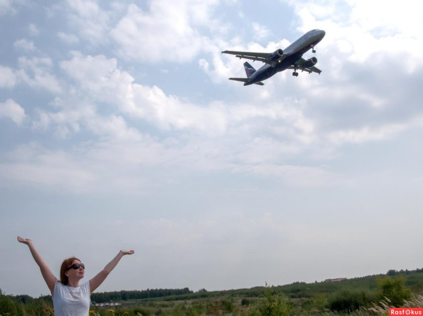 Небо самолет девушка
