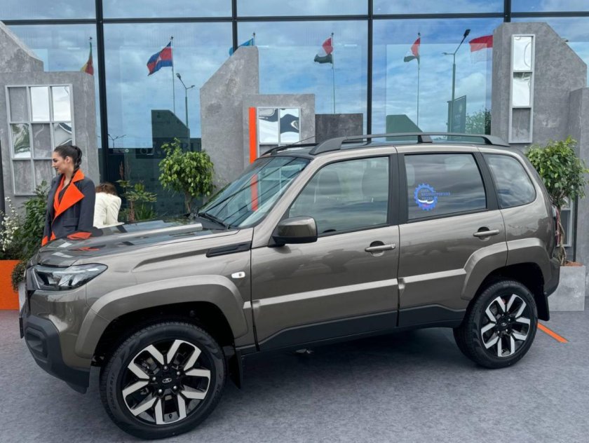 Новая лада нива тревел 2025