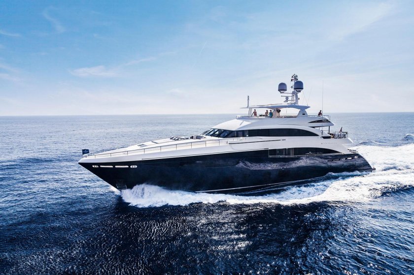 Яхта Princess 40m