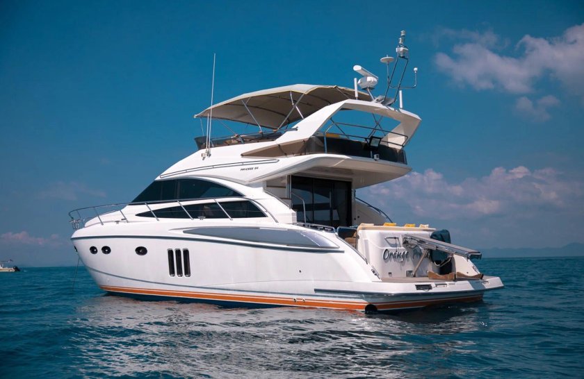 Яхта Princess