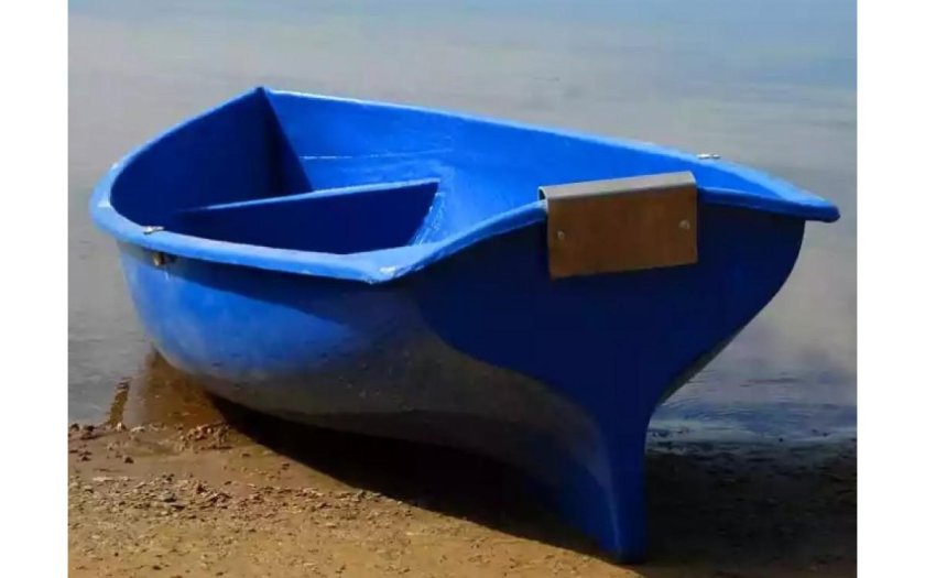 Лодка стеклопластиковая омуль