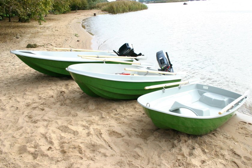 Лодка Шарк 255