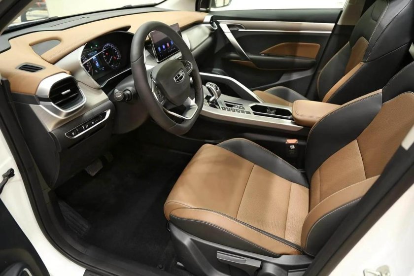 Geely Coolray 2020 салон