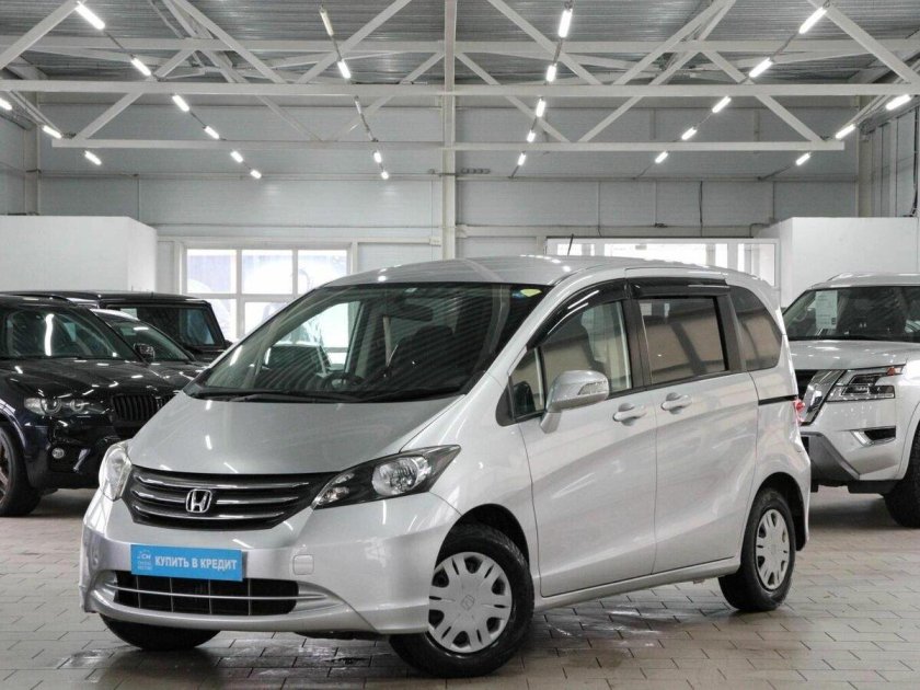 Honda freed 2009
