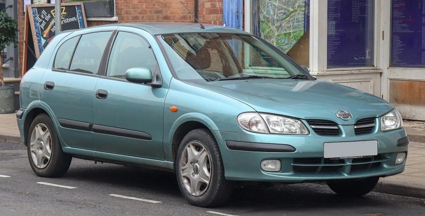 Nissan Almera 2001