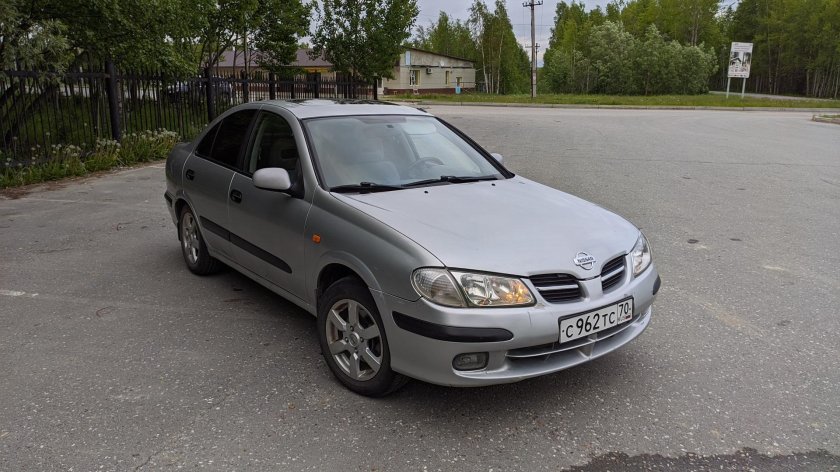 Nissan Almera II (n16)