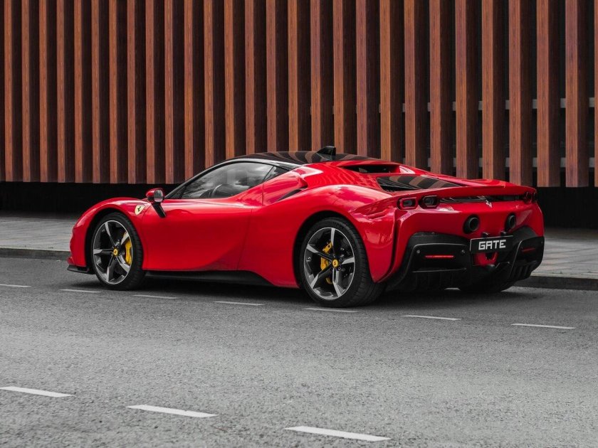 Ferrari sf 90 stradale