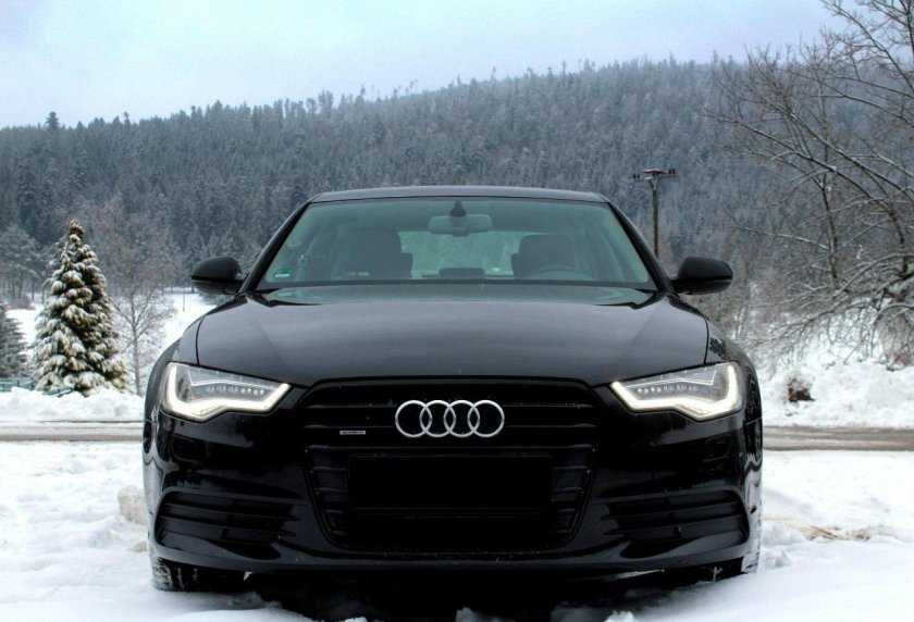 Ауди а8 черная