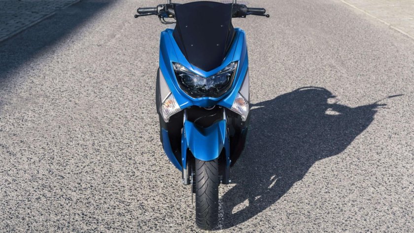 Ямаха Маджести 400