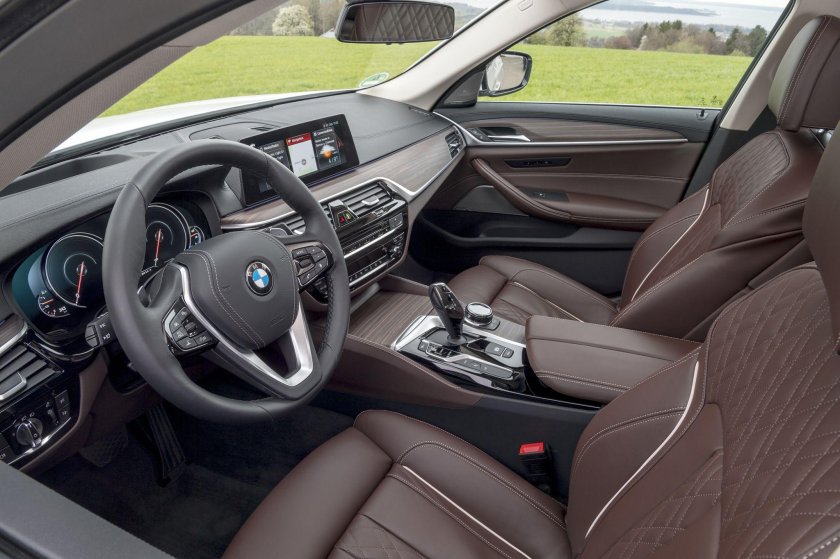 BMW g30 Interior