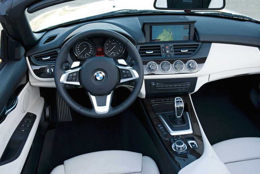 BMW z4 2022 салон