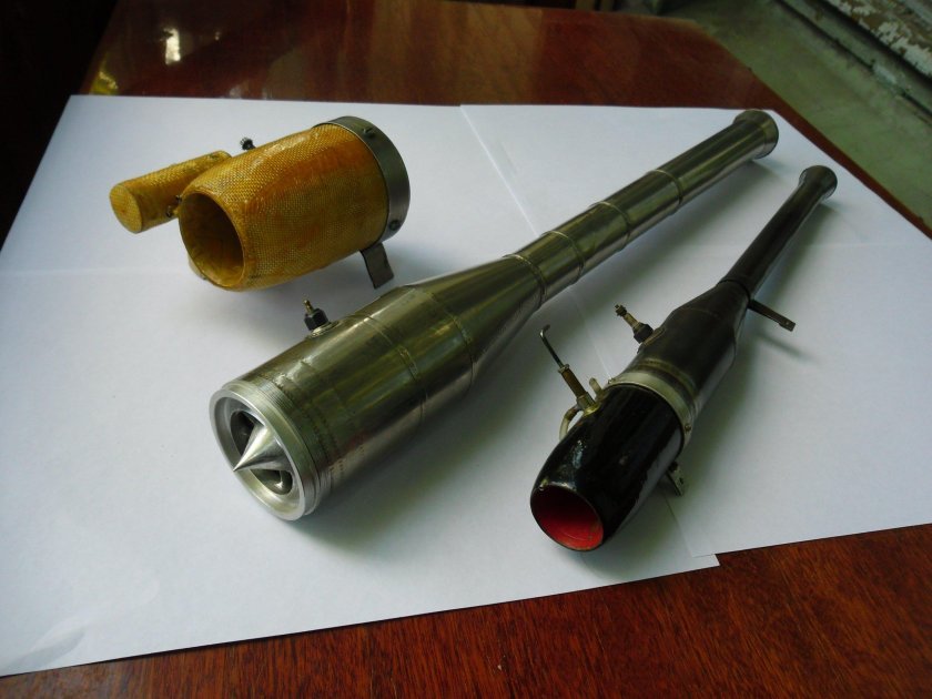 Пульсирующие воздушно-реактивные двигатели (ПУВРД)