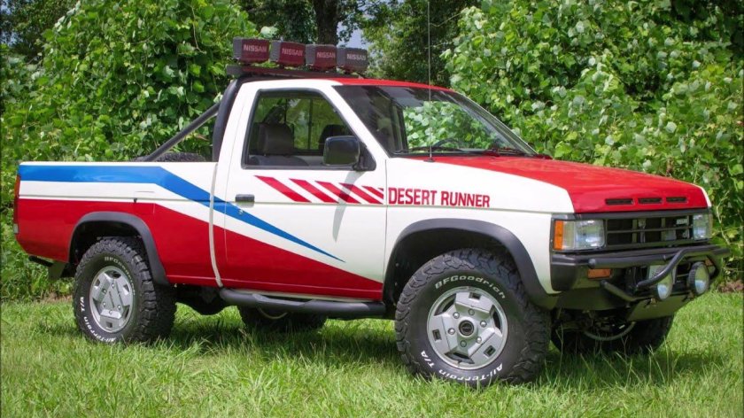 Nissan Hardbody "Desert Runner"