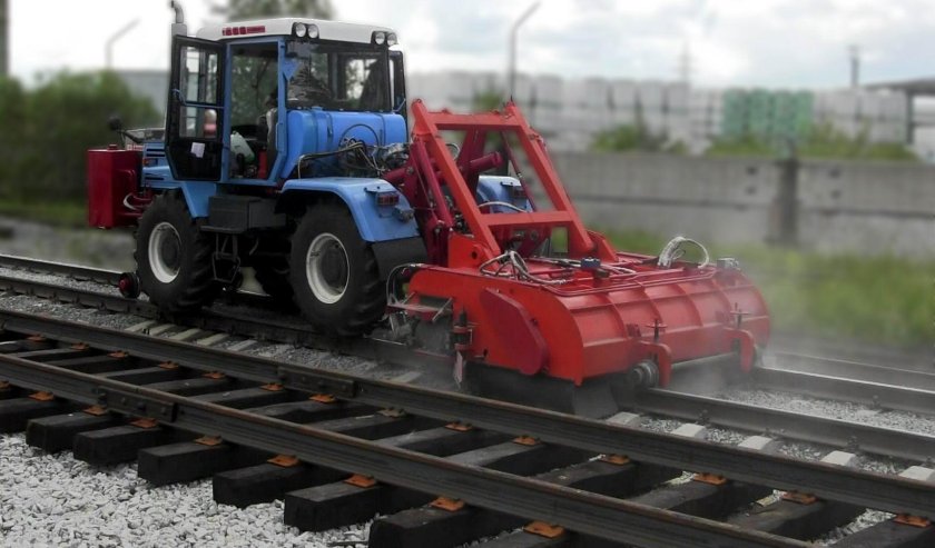 Агрегат очистки рельсошпальной решетки УПМ 1-1