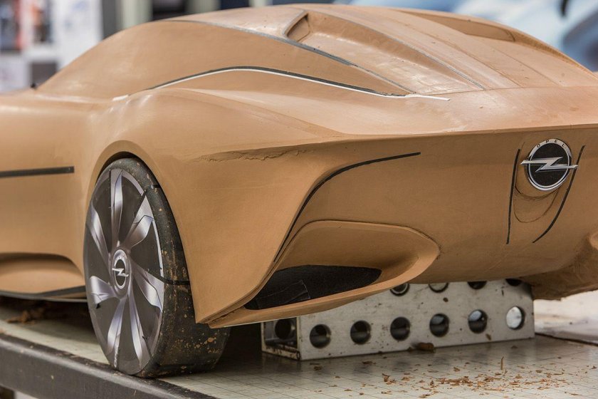 Автомобиль из глины