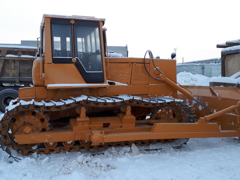 Бульдозер б 10 мб