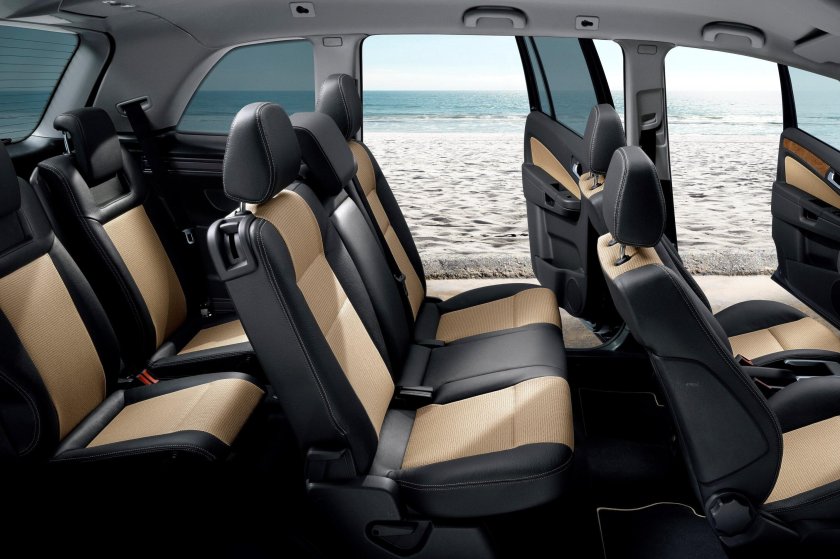 Опель Зафира 2008 салон