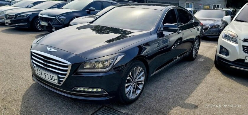 Hyundai genesis 2015