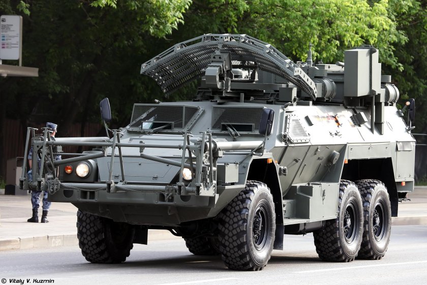 Машина дистанционного разминирования 15м107 «листва»