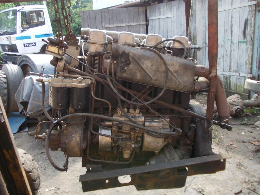 Дизельный двигатель Робур