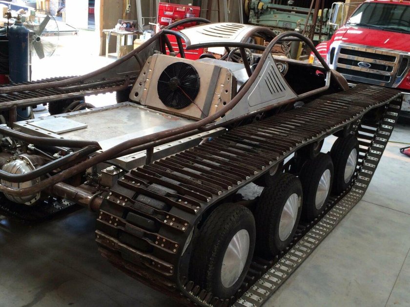 Вездеход Ripsaw ev3-f1