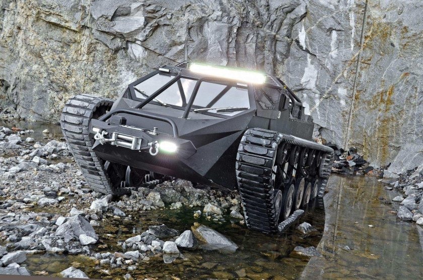 Гражданский танк Ripsaw ev2