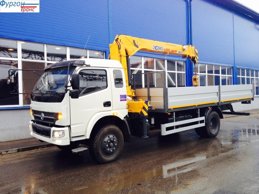 Донг Фенг 1120