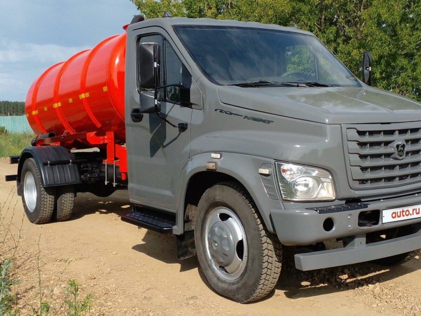 Газон Некст цистерна