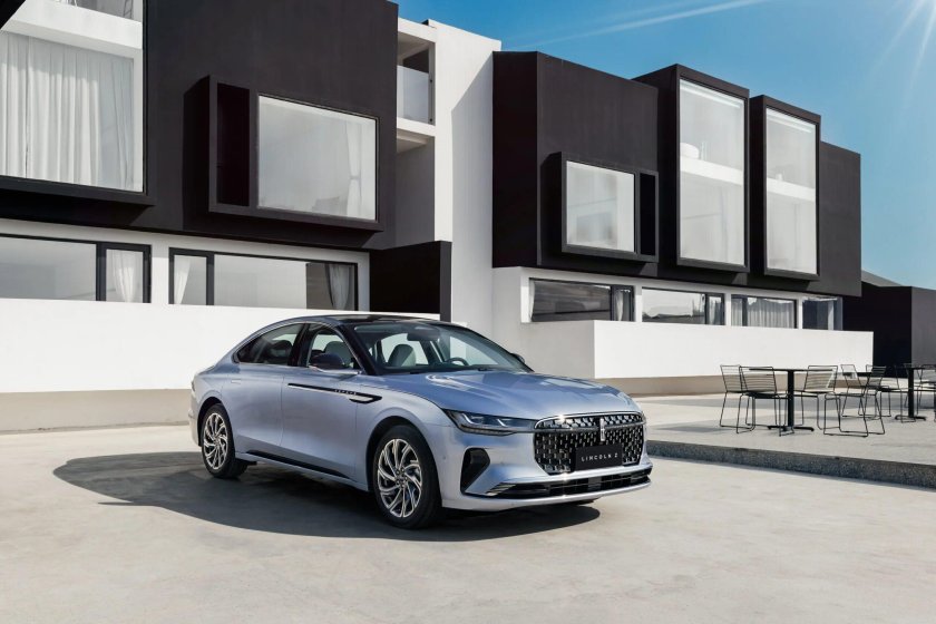 Линкольн седан 2023