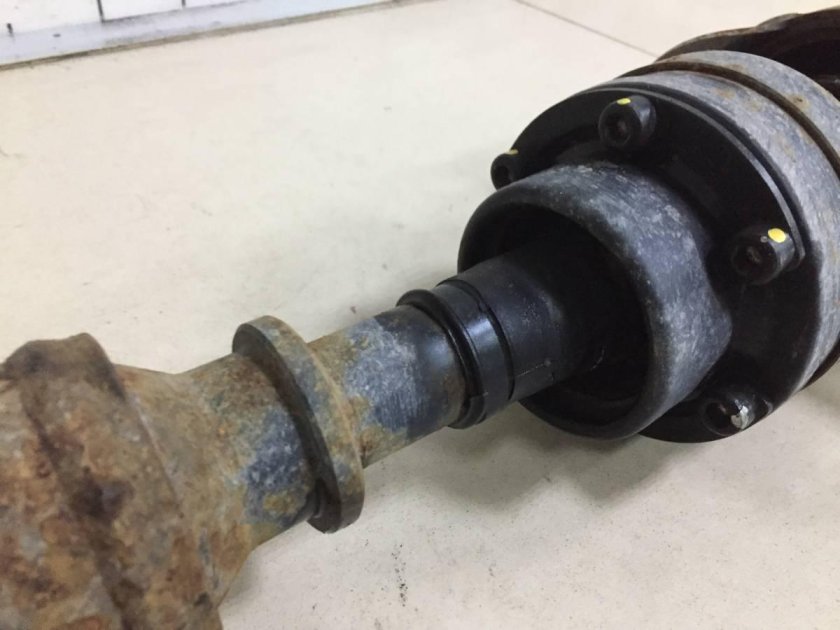 Вал карданный