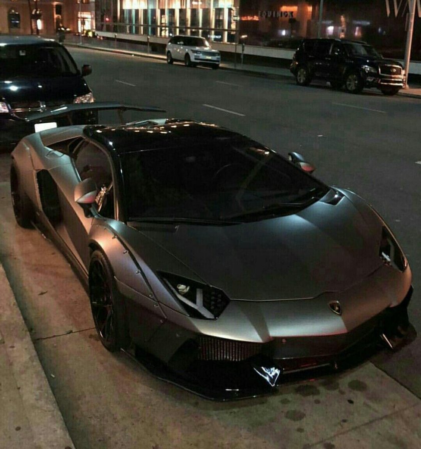 Ламборгини BMW