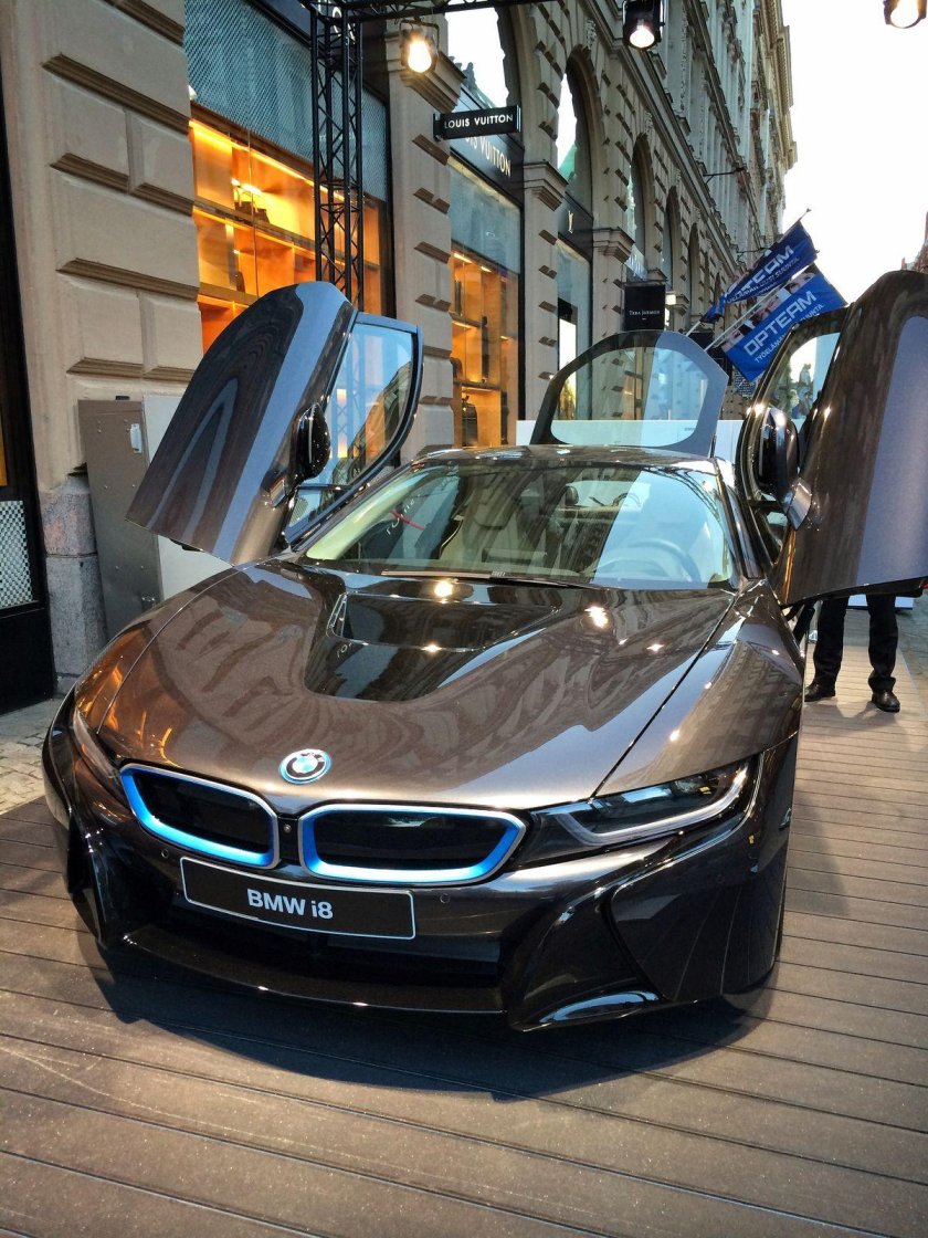 BMW i8