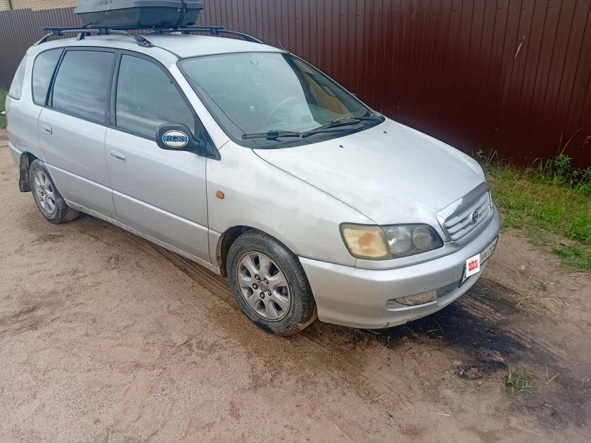 Тойота ипсум 1999 серый