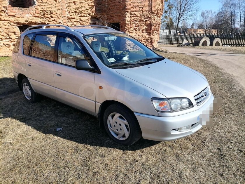 Тойота ипсум 1996