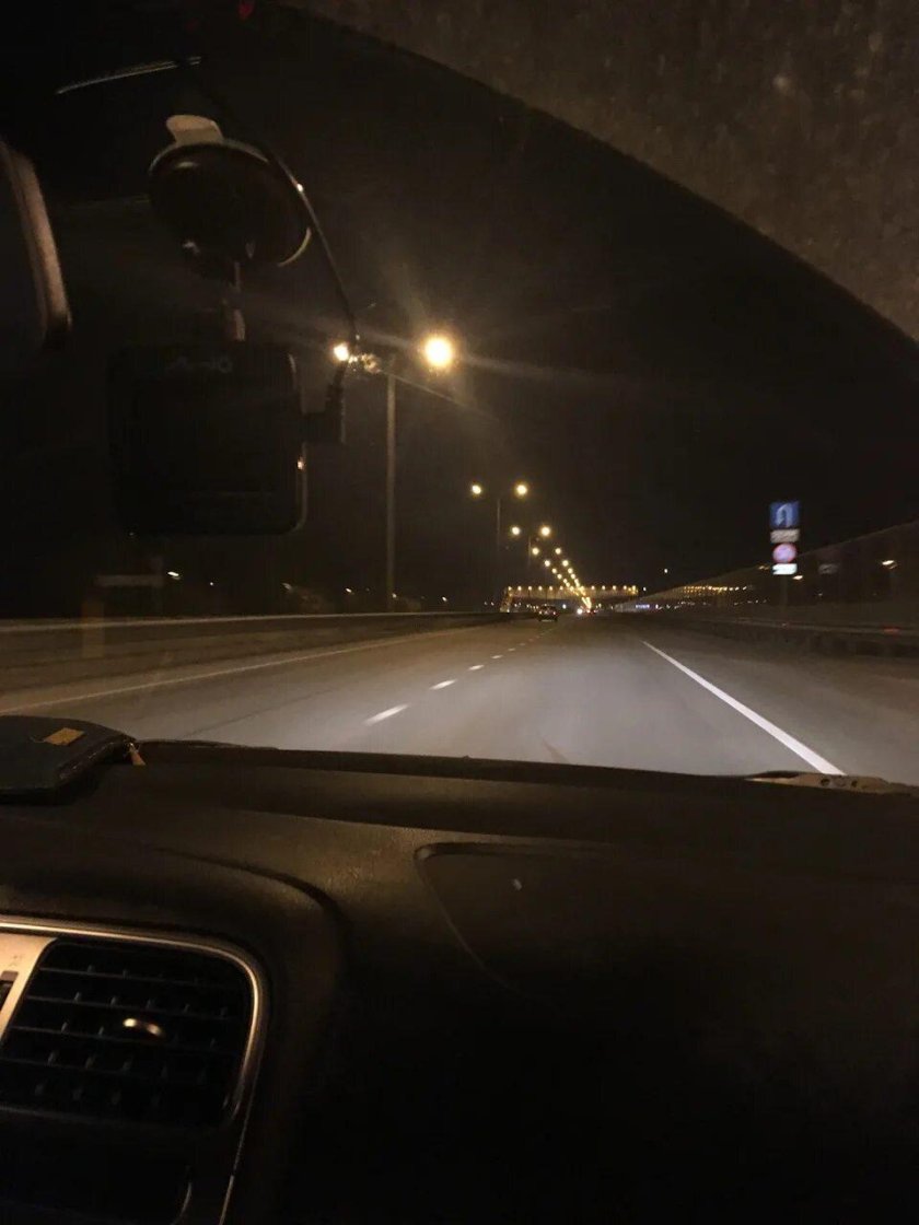 Ночной вид из машины