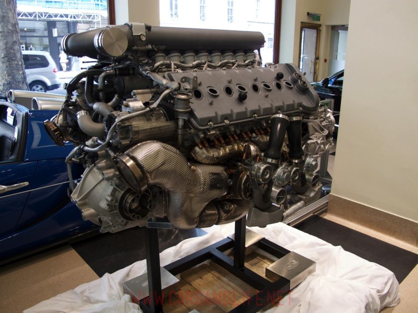 Мотор Бугатти Вейрон w16