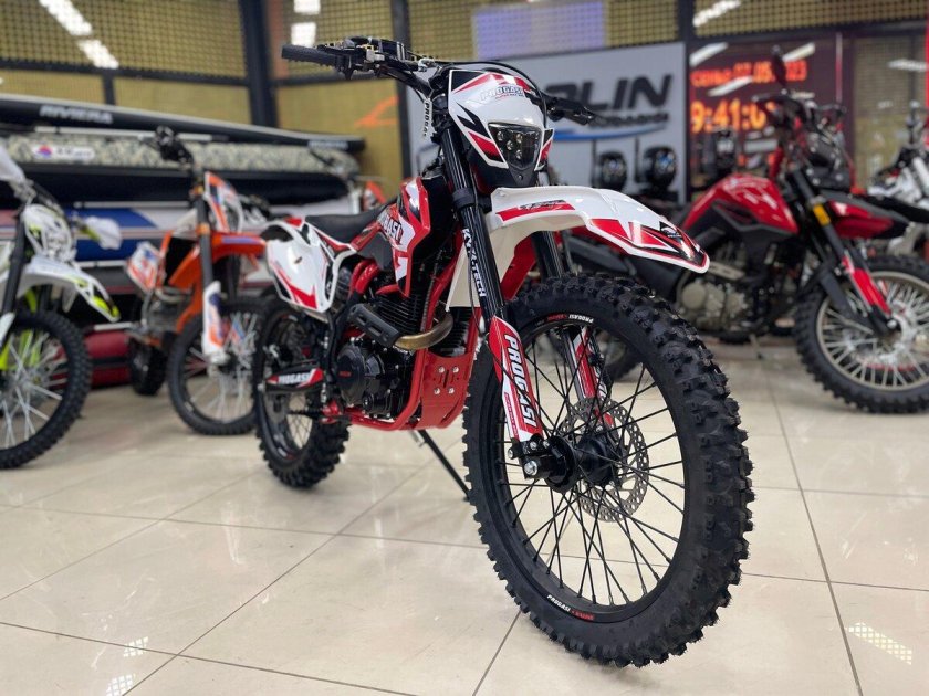 Прогаси супер Мах 250